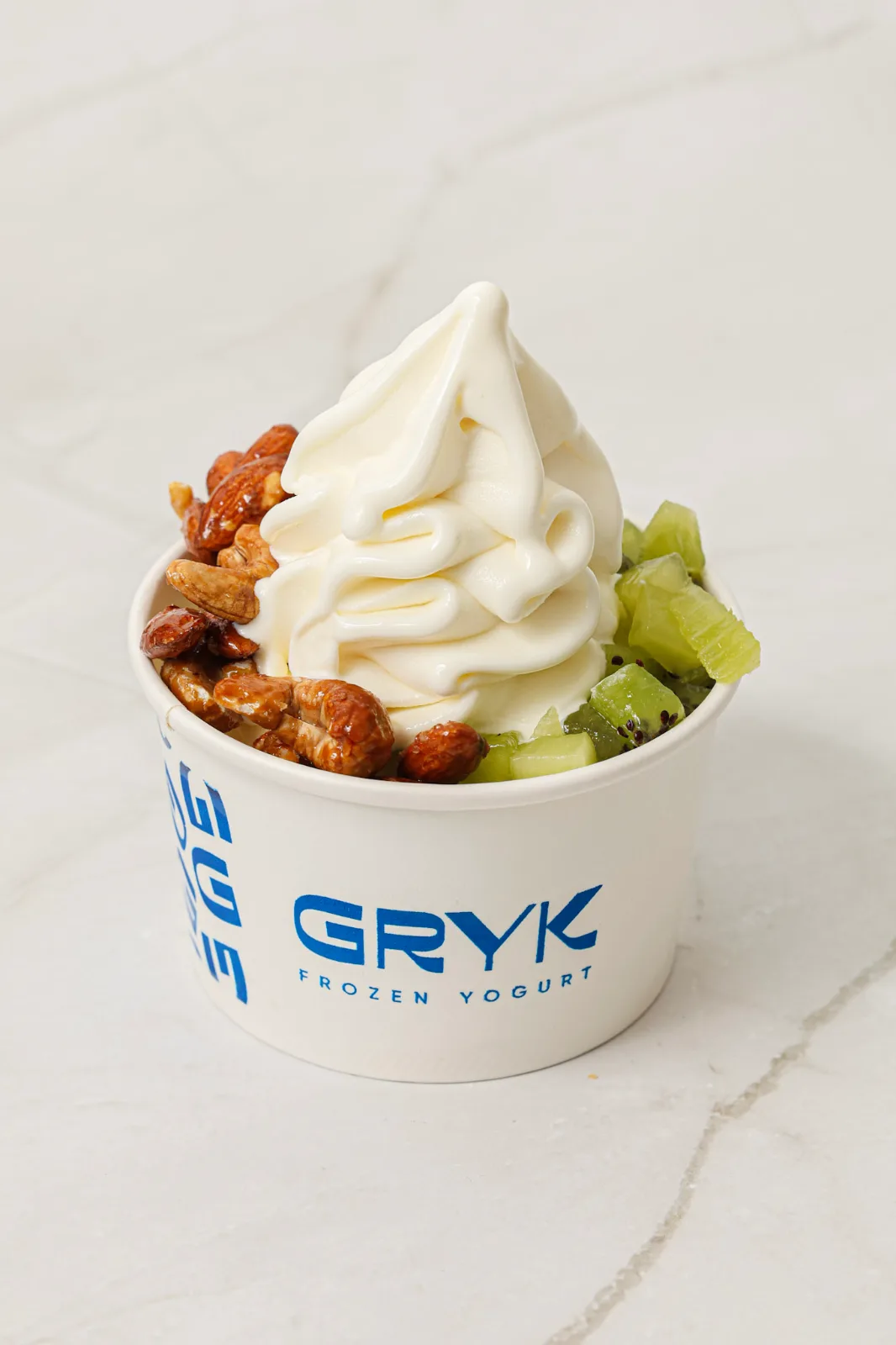 Frozen GRYK natural con kiwi y frutos secos